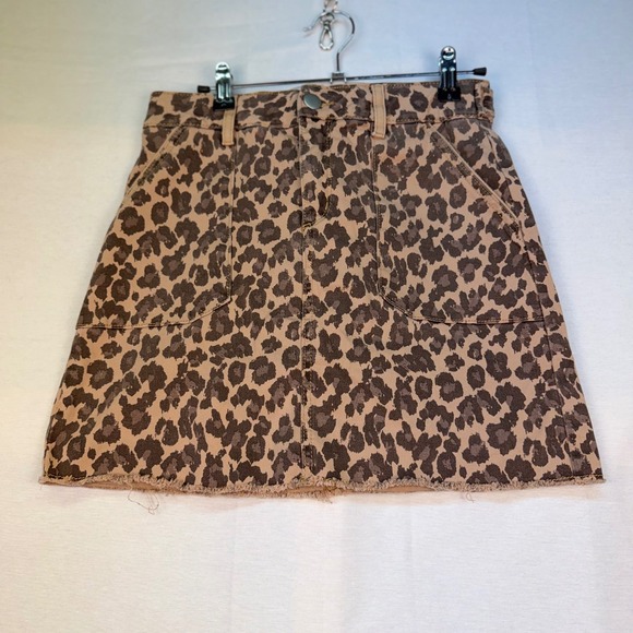 Versona Dresses & Skirts - Versona Modern Leopard Print Denim Mini Skirt Tan Brown Animal Raw Hem Womens 4